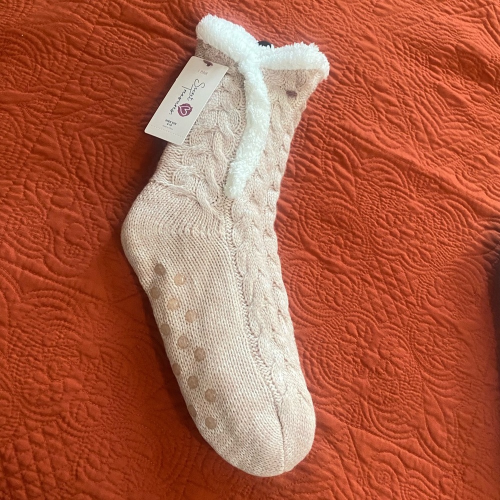 New Faux fur pink Slipper sox
